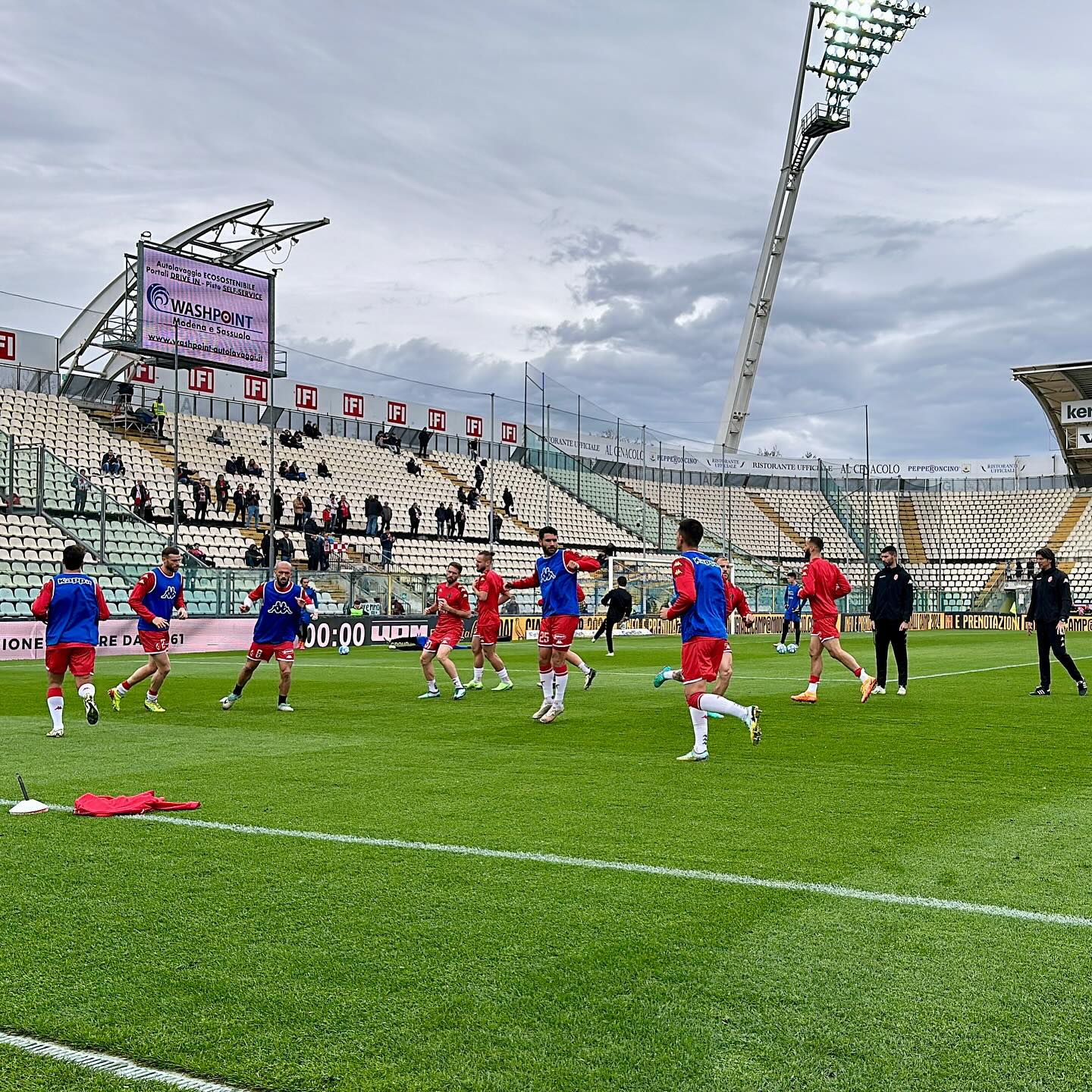 Tifosi del bari a Modena